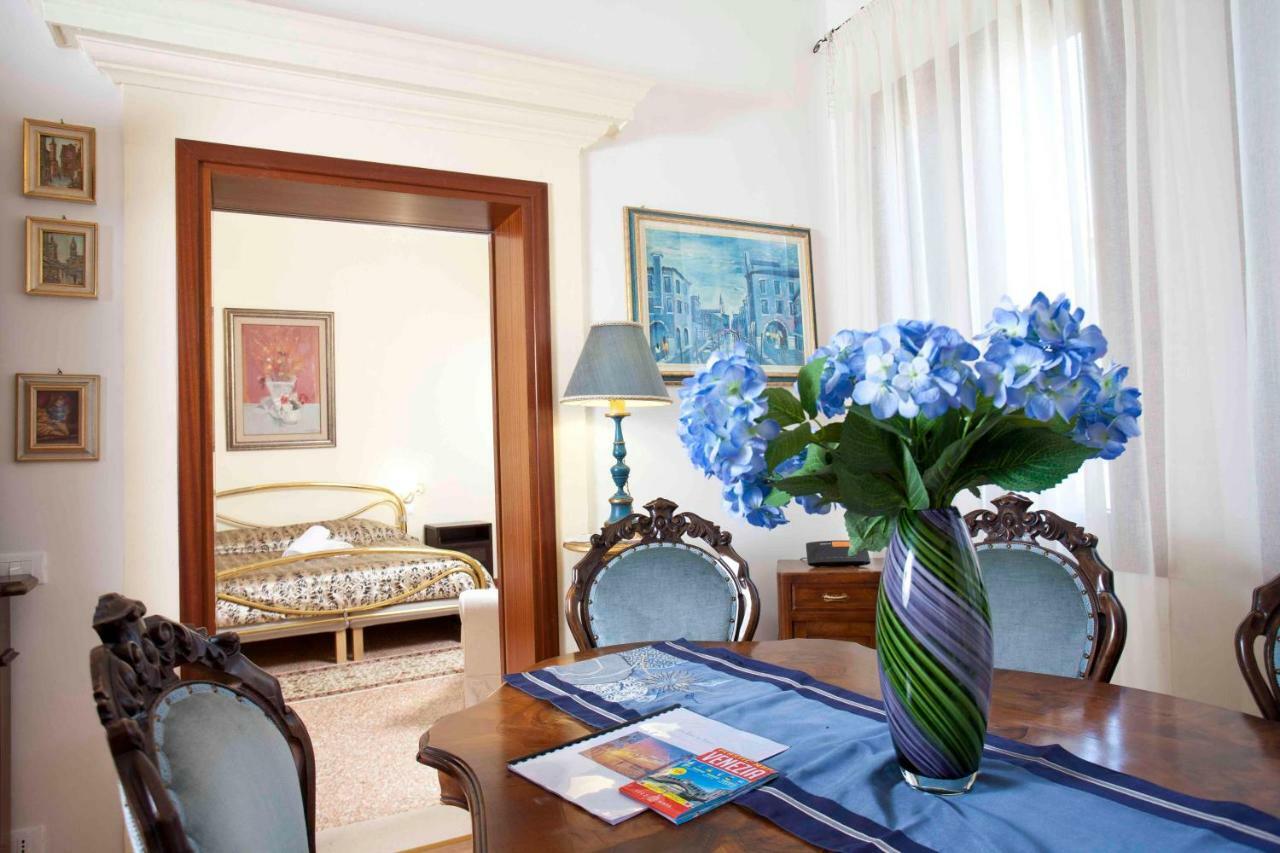 Di.Gianfranco Piano Nobile Apartment Venice Exterior photo